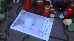 SMUTNÝ POHLED: Fanoušci zaplnili facebook, ale jinak se na Ivetu vykašlali