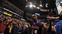 Hrál jako zamlada! Kobe Bryant vystřílel Lakers pátou výhru