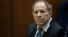 Exproducent Weinstein je opět v nemocnici. Z vězení ho převezli kvůli srdci