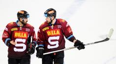 Sparta ve šlágru porazila Mountfield, Pardubice se blýskly obratem