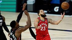 Toronto slaví druhou výhru v řadě, proti Miami zářil VanVleet