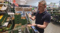 Potraviny v Semilech reportéra překvapily. Prodavačka vysvětlila, co je tam jinak