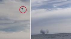 VIDEO: Stíhačka se na leteckém dni zřítila do moře, pilot zemřel