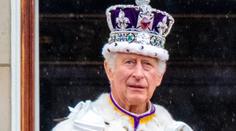 Karel III. slaví rok na trůně. Může to pomoct vztahu s Harrym, míní novinář