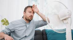 Snášíte špatně horko? Vědci přišli s oblečením, které vás ochladí až o 5 °C
