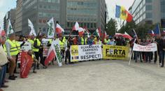 Zemědělci protestovali v Bruselu kvůli bezcelnímu dovozu zboží z Ukrajiny