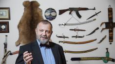 Český diplomat senzací v USA! Zabil krokodýla, bydlí v zoo mrtvol