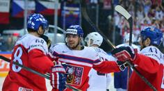 Simon si zahrál vedle Jágra, v NHL ale dřív vybrali Holanďana