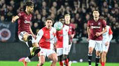 Ligové derby vítěze nepoznalo, Sparta má stále čtyřbodový náskok