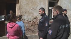 Sousedi se pobili při velikonoční koledě. Zasahovat musela policie