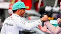Sledovali jsme ON-LINE: Velkou cenu Malajsie si podmanil Hamilton