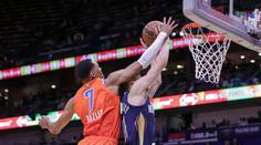 K prvnímu souboji Čechů v NBA nedošlo, Krejčí sledoval Satoranského z lavičky