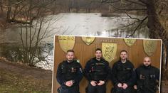 Hrdinové v uniformě! Pro topícího se muže skočili do ledové vody