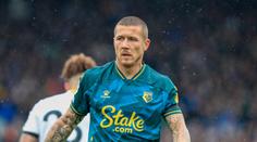 Další bojkot! Bývalý hráč Sparty nepoklekl před zápasem Premier League