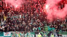 Blázinec na stadionu! Fanoušci spustili ohňostroj