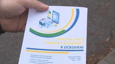 Vláda s kampaní na očkování otálí, Plzeň rozveze letáky do vesnic