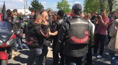Napětí v Praze: Noční vlci přijeli do centra a narazili na odpor
