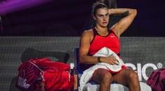 Tohle neměly kamery vidět ani slyšet. Sabalenková po porážce urazila soupeřku