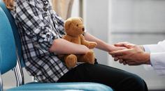 Dívenka šla na koně a zmizela. Policie ji po 32 letech vypátrala