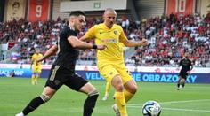 Trnava hrála skoro celý zápas přesilovku, ale nevyhrála. Aston Villa míří do EKL