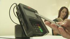 Rusům se ztíží život. Budou mít problém s platbami, cestováním i telefonováním