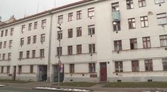 Bezdomovci nedodržují karanténu. V Plzni utekli strážníkům, kteří je hlídali