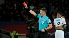 Kdo je kat Česka? Zničil fotbal, pronesl kdysi o sudím Kovácsovi slavný Xavi