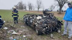 Tragická nehoda u Nových Zámků na Slovensku: Tři lidé zemřeli