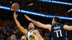 Dončič na palubovce opět dominoval, ale Dallas prohrál s Golden State i podruhé