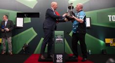 Smůla pro Crosse. Po triumfu na Dutch Masters musel letět domů bez trofeje
