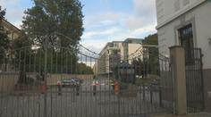 Podmínky bezpečnostní prověrky jsou přísné. Špeh z ministerstva ji měl i tak