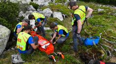 U sousedů mají turistů plné zuby. Ať za nedbalost zaplatí, říká záchranář