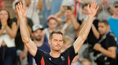 Smutný konec kariéry. Murray opouštěl kurt v slzách, další medaili z OH nezíská