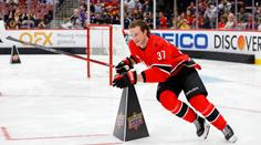 Nejrychlejším hráčem NHL je Svečnikov. Pettersson vypálil puk rychlostí 166 km/h