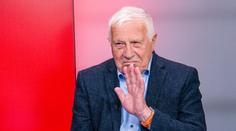 Klaus v Napřímo: Na Fica byl spáchán atentát, postřelen je někdo z nedbalosti