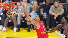 Z hvězdy NBA je šaolinský mnich. V Číně absolvuje netradiční výcvik