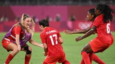 Kanaďanky senzačně vyřadily USA a budou hrát poprvé v historii o zlato