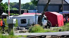 Vlak v Belgii smetl školní autobus s dětmi. Na místě jsou mrtví