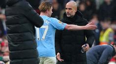 Šlágr Premier League skončil remízou. De Bruyne se pohádal s Guardiolou
