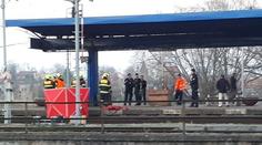 Šílená sebevražda: Dvě mladé dívky přejel vlak u Prostějova!