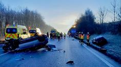 Hromadná nehoda na Liberecku: Při srážce pěti aut se zranilo 12 lidí