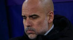 Guardiola vysvětlil škrábance v obličeji: Chtěl jsem si ublížit, vtipkoval po remíze