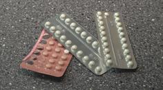 Ženy méně užívají hormonální antikoncepci. Bojí se o své zdraví