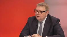 Vláda nabourává smír. Nižší penze pošlou lidi na dávky a výdaje neklesnou, vadí Juchelkovi