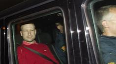 Breivik je příčetný a půjde do vězení, řekl soud. Vrah dostal 21 let a jen se usmál