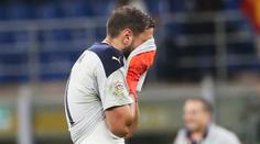 Zrádce se vrátil! Italové dohnali bučením vlastního hráče k slzám