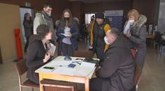 Policie řeší zneužití sociálního systému. Cizinci si jezdí do Česka pro dávky