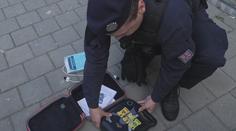 Seniorovi v Ostravě zachránila život policie. Zastavilo se mu srdce