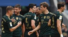 Bayern v Bundeslize rozstřílel Bochum. Lipsko potopil VAR