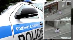 Dvouletá holčička se ztratila u rušné ulice! Babička ji nehledala